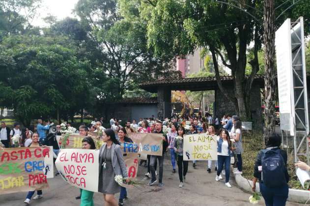 Universidad de Antioquia reabrió sus puertas tras desmanes ocurridos el 21N