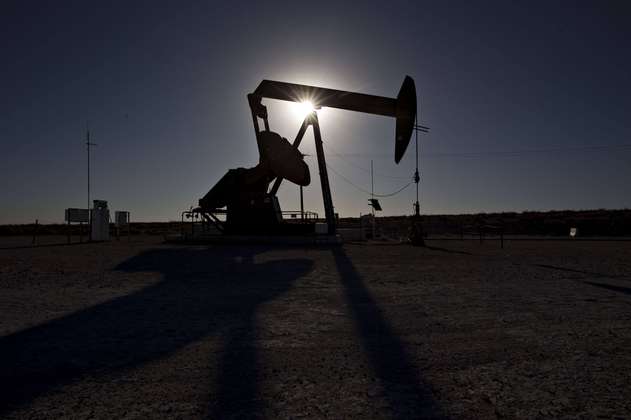 Petróleo de Texas cae 4,5% tras discurso de Trump, que frena tensión con Irán  