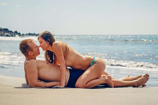 ¿Sexo en la playa? La razón por la que no deberías tener relaciones en la arena