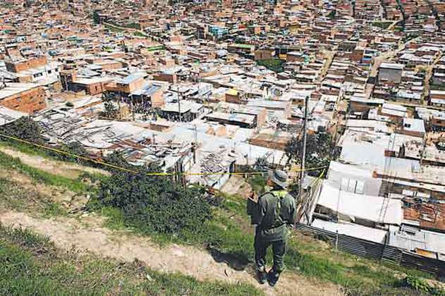Versiones encontradas entre Peñalosa y Negret por grupos ilegales en Ciudad Bolívar