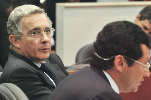 El expresidente Uribe afirma que jamás ha sido protegido por paramilitares y que las acusaciones de Monsalve no corresponden a la realidad. / El Espectador