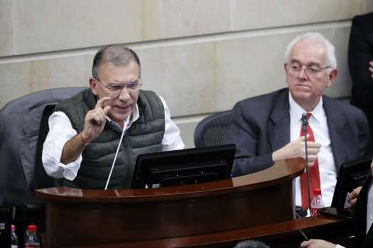 Roy Barreras, presiente del Congreso y José Antonio Ocampo, ministro de Hacienda, han sido pilares para el gobierno Petro.  