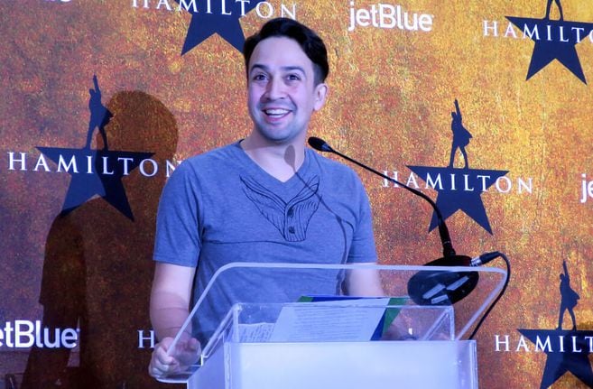 El actor y productor Lin-Manuel Miranda prepara el lanzamiento de "Hamilton" en la plataforma digital Disney +.
