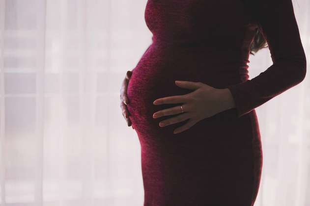 Mujer fingió embarazo y luego denunció que le habían raptado al bebé