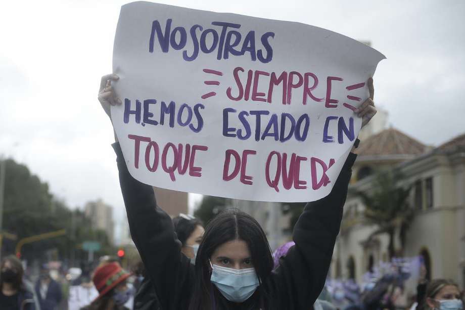 Movilización de colectivos feministas.