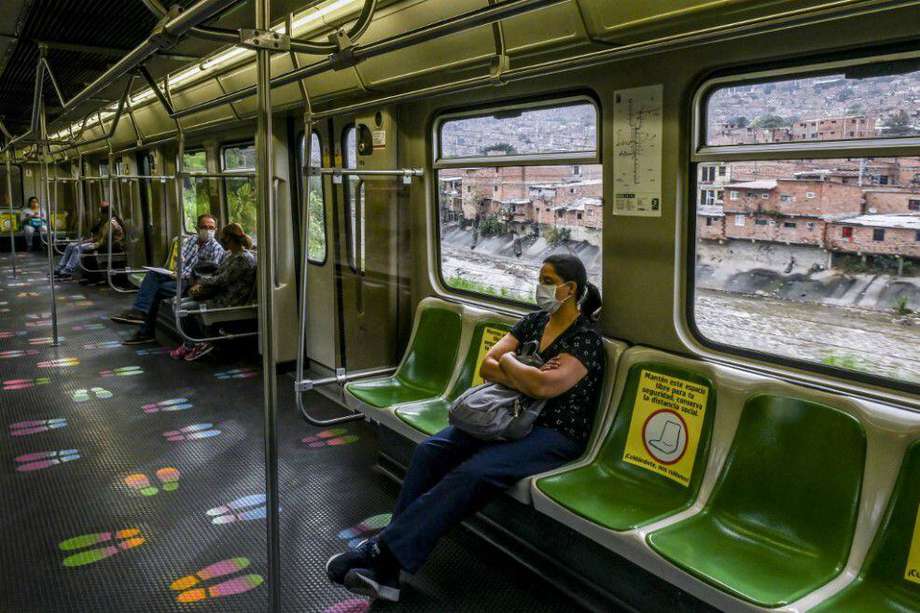 El Metro de Medellín dejó de transportar en promedio 963.856 usuarios en 2019 y pasó a 512.382 pasajeros.