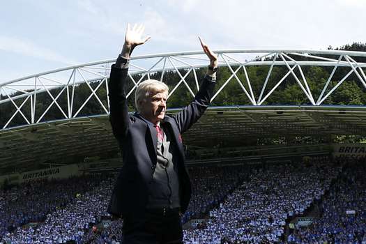 Arsene Wenger dirigió su último partido con el Arsenal.  / AFP