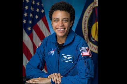 Para Jessica Watkins, graduada como astronauta en 2017, la misión en la EEI supondrá su primera vez en el espacio, según la NASA.