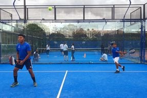 Pádel vs. Fútbol 5, la nueva rivalidad en el deporte recreativo de Bogotá