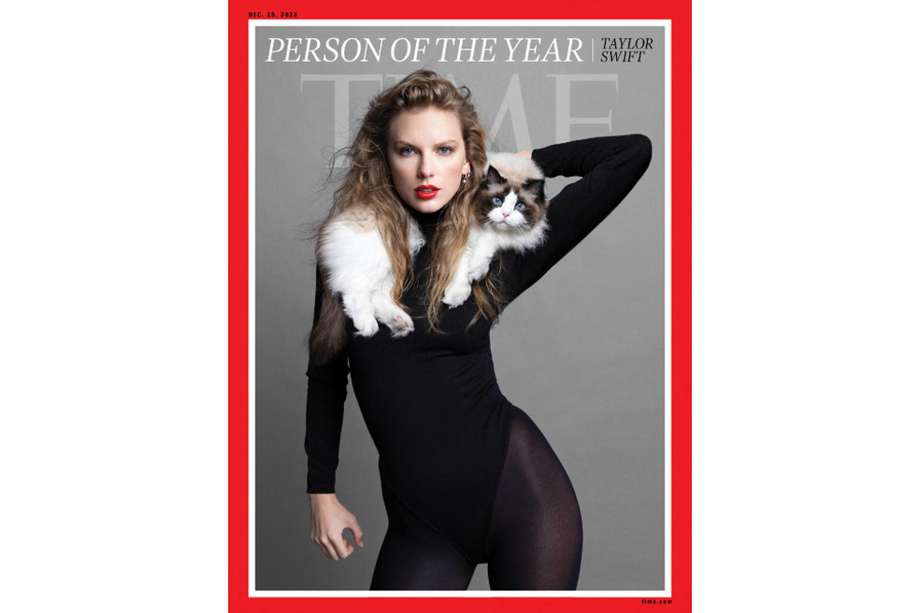 Taylor Swift fue nombrada persona del año de la revista Time. En la foto aparece con su gato Benjamin Button.
