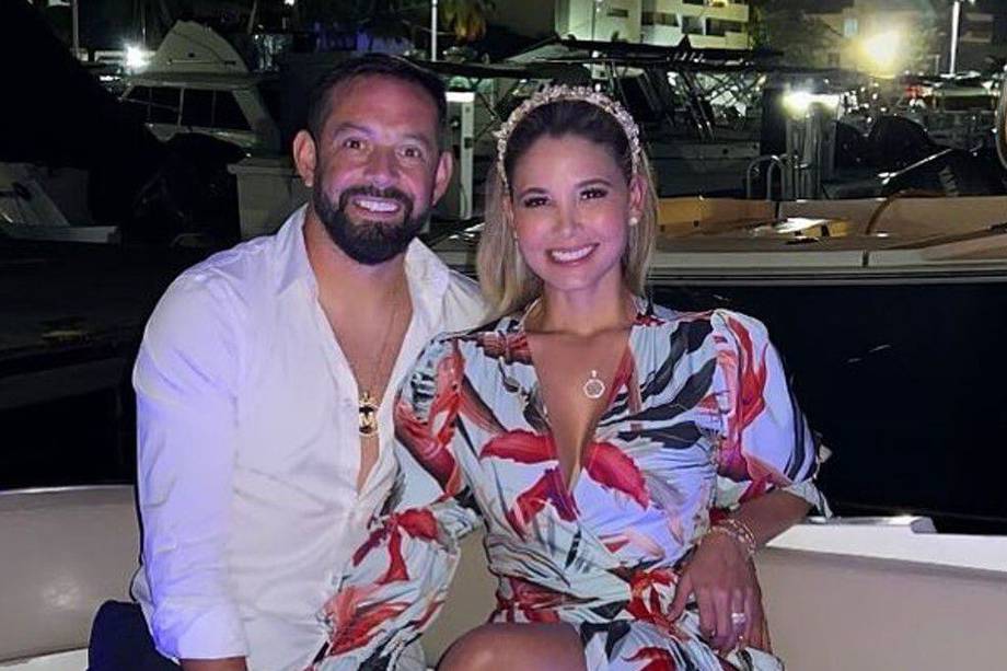 Según los internautas, Matías Mier, exesposo de Melissa Martínez, estaría de vacaciones con Valentina Rendón, la mujer con la que es relacionada el futbolista.