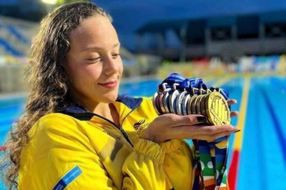 La nadadora antioqueña fue la máxima medallista los Juegos Bolivarianos de Valledupar 2022.