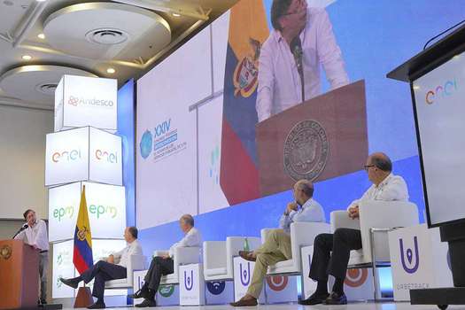 El presidente Gustavo Petro durante la llausura del XXIV Congreso Andesco.
