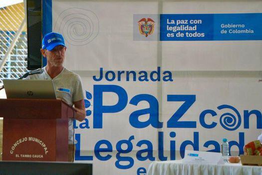 El consejero presidencial Emilio Archila durante la jornada de "Paz con Legalidad" en El Tambo (Cauca).