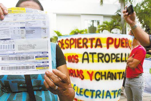 Siguen las protestas en varias regiones de la costa Caribe por el mal servicio prestado por Electricaribe. / Samuel Lozada