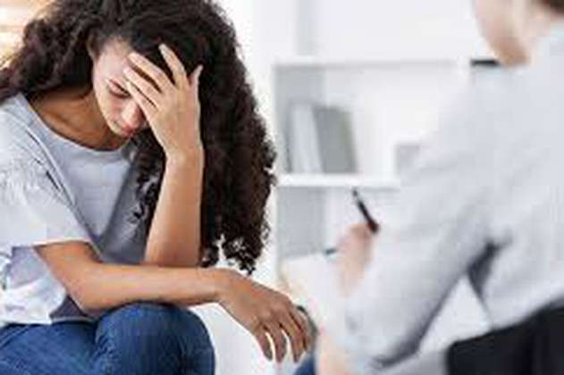 Terapia con éxtasis, la opción que estudian para tratar el trastorno de estrés postraumático