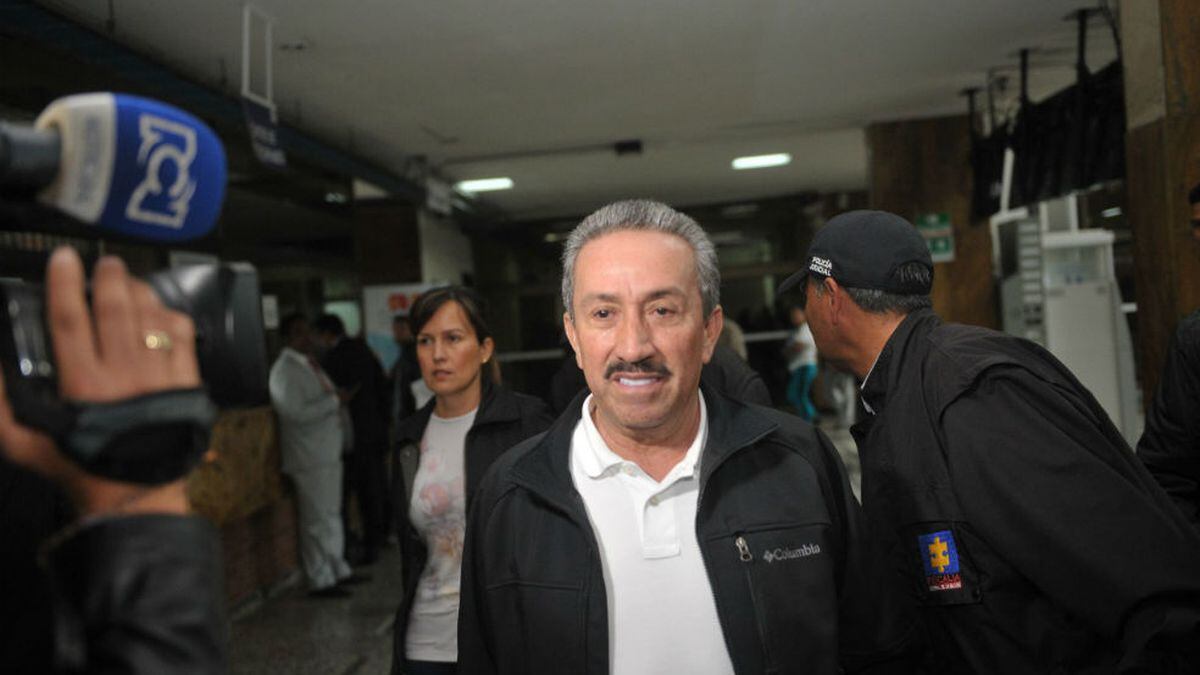 Juez envía a la JEP el proceso de Hugo Aguilar por lavado de activos | EL  ESPECTADOR