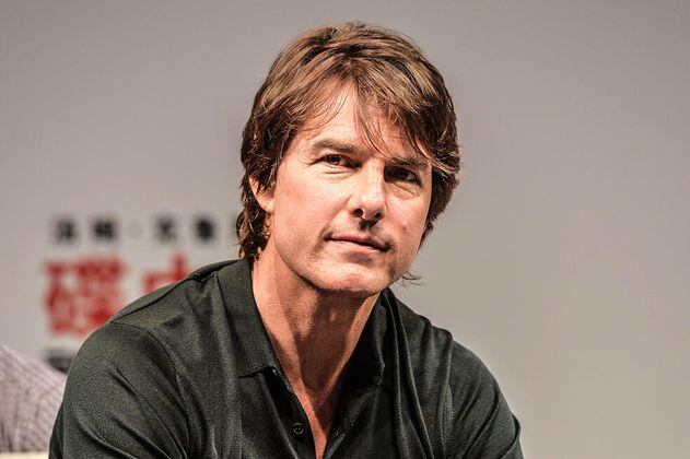 Insólito: Tom Cruise envía detalles de Navidad en jet privado