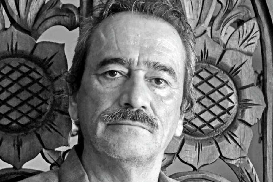 El escritor colombiano Evelio Rosero ganó varios premios nacionales de literatura y, a nivel internacional, por la novela “Los ejércitos”, el Tusquets, en España, y el Foreign Fiction Prize, en Inglaterra.