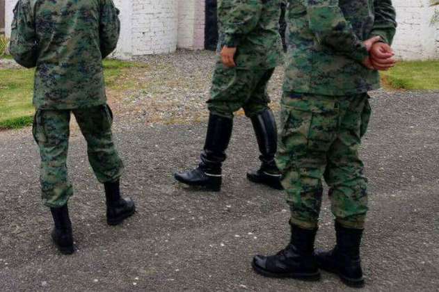 Atacan con fusiles y cilindro bomba a base militar en Tame, Arauca
