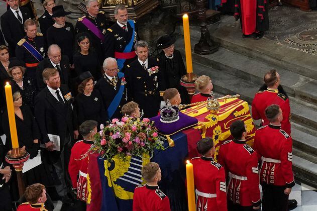 El funeral de Isabel II reunió a la familia real española, tras años de separación