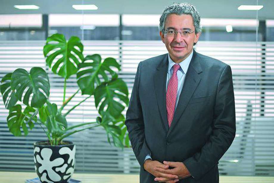Enrique Gómez, es el candidato a la Presidencia de Colombia del Movimiento de Salvación Nacional.