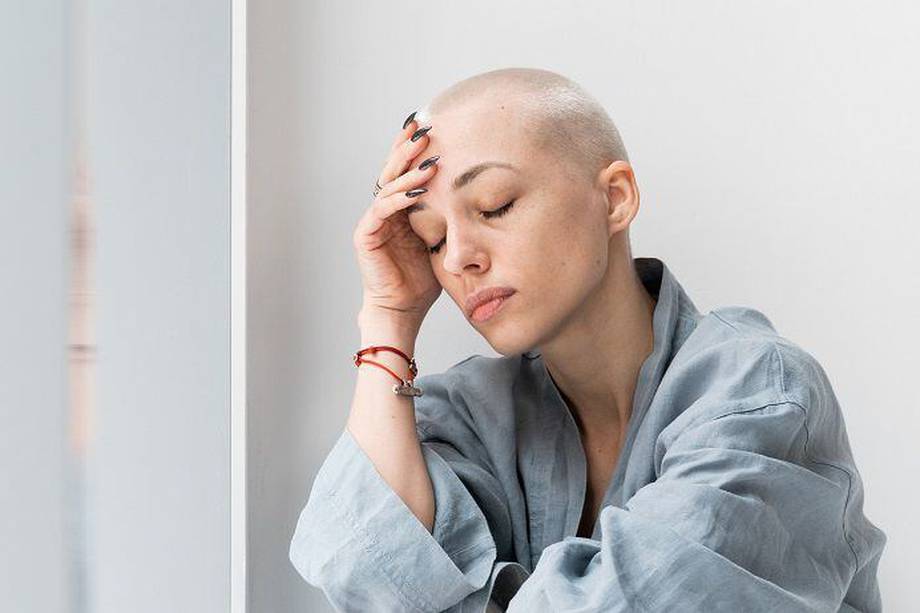 El cáncer y su tratamiento, en ocasiones, hace que las personas pierdan el cabello. 