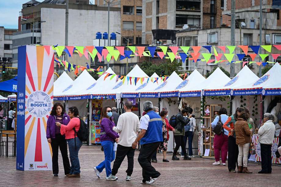 Feria Hecho en Bogotá, ubicada en la plazoleta de la calle 85 con carrera 15.