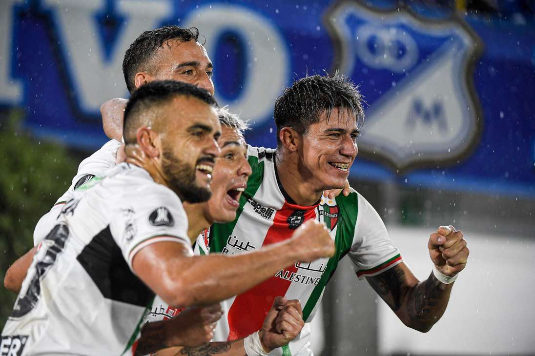El paraguayo Junior Marabel salvó al minuto 92 un empate para Palestino de Chile, que igualó 1-1 en su visita a Millonarios en la quinta jornada del Grupo E de la Copa Libertadores.
