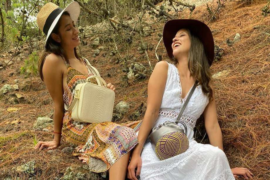 Ellas son Daniela Cagua y Lina Abril, las dos emprendedoras que lanzaron al mercado una marca de moda que apoya a los artesanos colombianos.