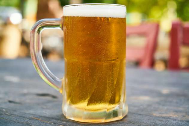 Cobrar más plata por el alcohol podría reducir los casos de cáncer de hígado