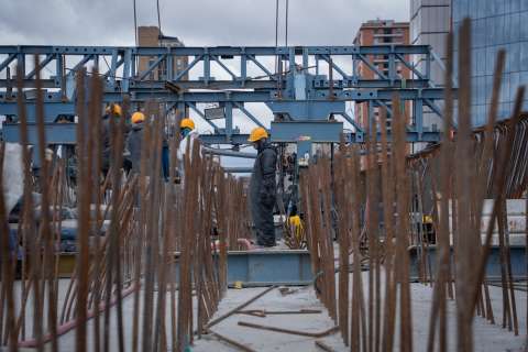 Así se construyó el puente del Metro sobre la calle 26 en Bogotá