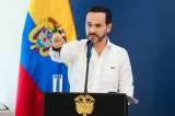 Presidente De la Espriella llega a Girón para inaugurar encuentro de la Corte Constitucional