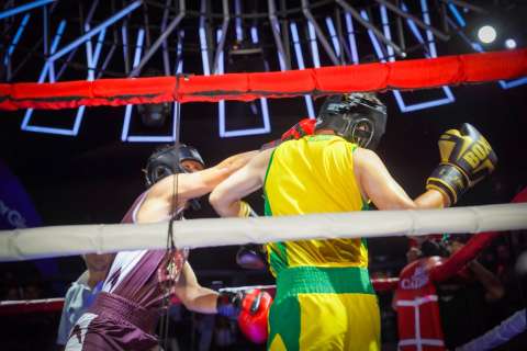 Gobernador de Caquetá y alcalde de Florencia se enfrentaron en un ring de boxeo