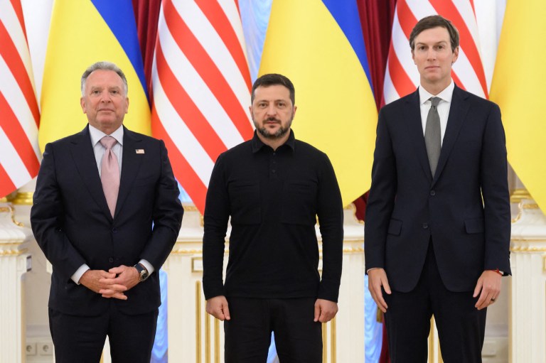 Enviados de Trump fueron a Kiev con las demandas de Putin, pero se van sin avances de paz