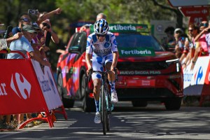 Santiago Buitrago, el colombiano 12 en la historia, campeón de montaña en una grande
