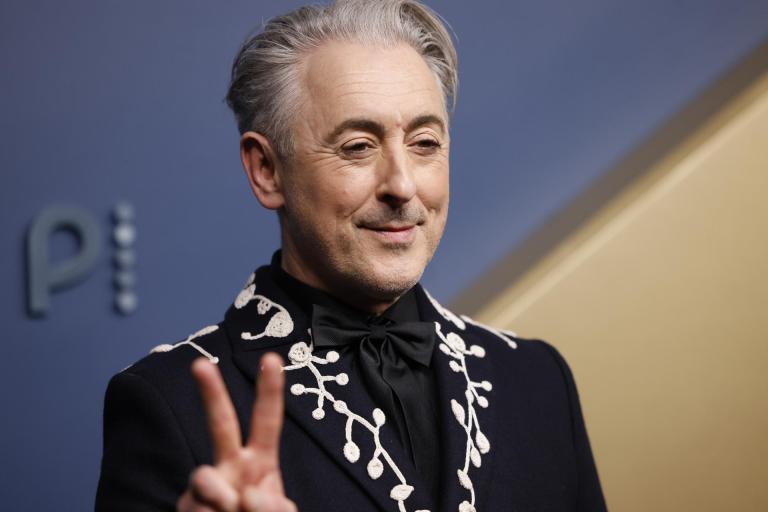 Los Angeles (United States), 15/09/2026.- Alan Cumming arrives for the 78th annual Emmy Awards ceremony held at the Peacock Theater in Los Angeles, California, USA, 14 September 2026. The Emmys celebrate excellence in national primetime television programming. EFE/EPA/JILL CONNELLY