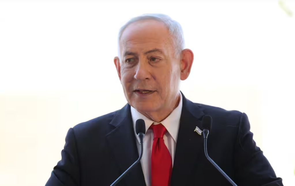 El primer ministro israelí, Benjamin Netanyahu, pronuncia un discurso durante la ceremonia de colocación de la primera piedra del Centro del Patrimonio Atarot.