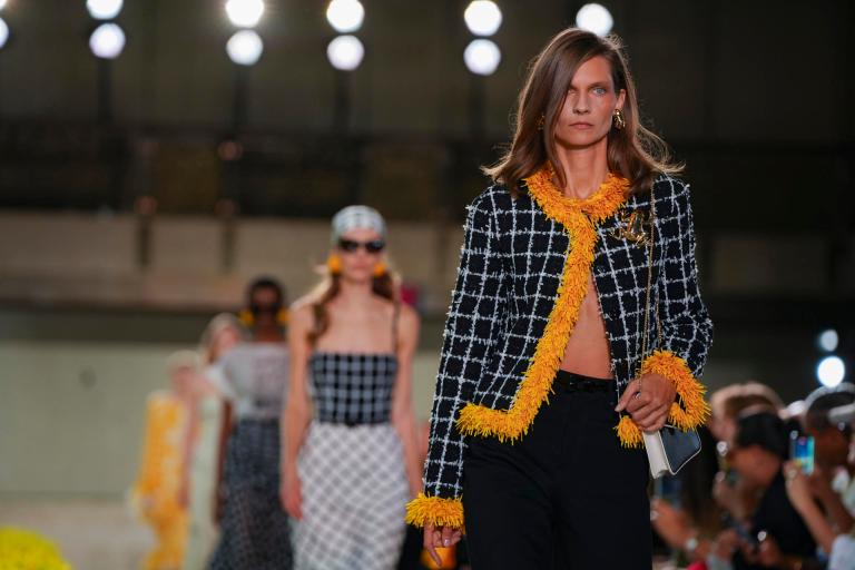 Carolina Herrera y Andy Warhol: el retrato que se convirtió en vestido