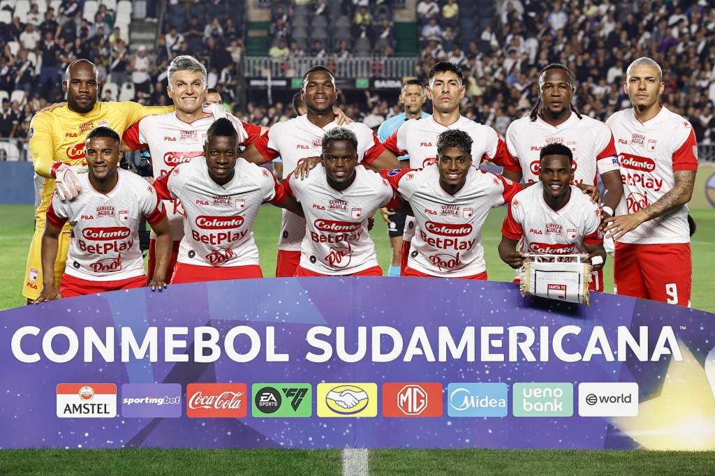 Santa Fe goleó 4-1 a Alianza y parece haberse olvidado de la eliminación en la Sudamericana