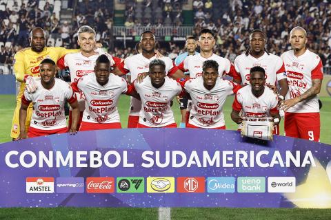 Santa Fe goleó 4-1 a Alianza y parece haberse olvidado de la eliminación en la Sudamericana