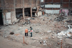 A la espera de la reconstrucción, Pereira se sostiene con la solidaridad de su gente