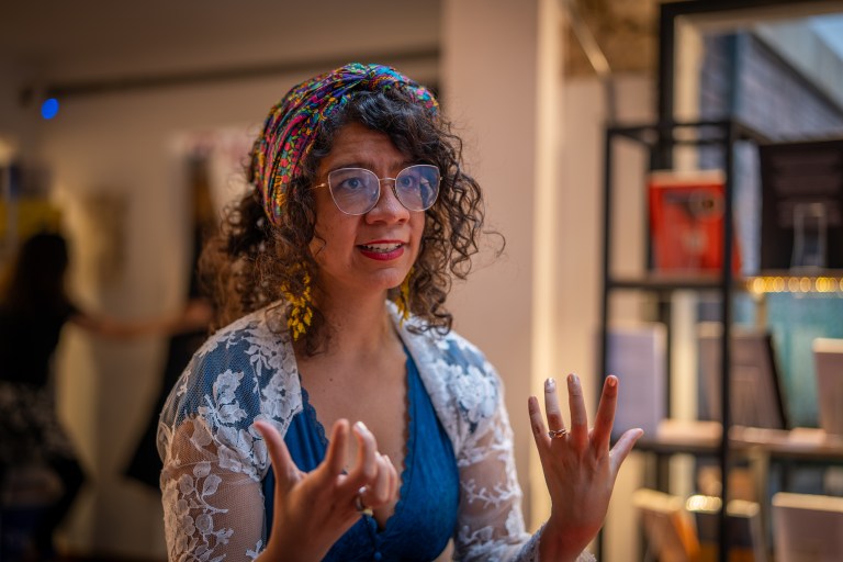 María Gómez Lara: "Este es el primer libro que escribo desde la rabia"