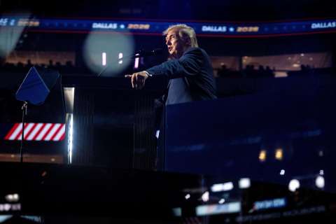 Trump promete USD 5.000 a estadounidenses si los republicanos siguen controlando el Congreso