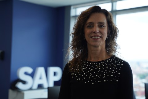 “Estamos mutando de la IA individual a una IA con impacto en los negocios”: Claudia Boeri