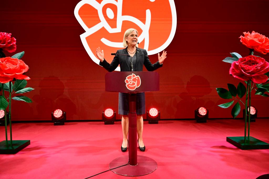 FOTODELDIA Estocolmo , 14/09/2026.- La líder del Partido Socialdemócrata, Magdalena Andersson, durante su intervención tras conocerse los resultados en las elecciones legislativas del domingo. Los socialdemócratas , la fuerza más votada en los últimos 100 años, ganaría los comicios con el 28,1 %, dos puntos menos, pero con las peores cifras desde 1928. EFE/JONAS EKSTROMER SWEDEN OUT