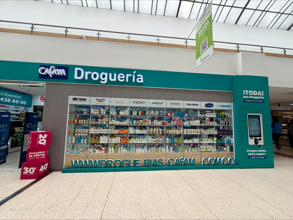 Droguería Cafam Una Caja llena de posibilidades de acceso, acompañamiento y desarrollo.