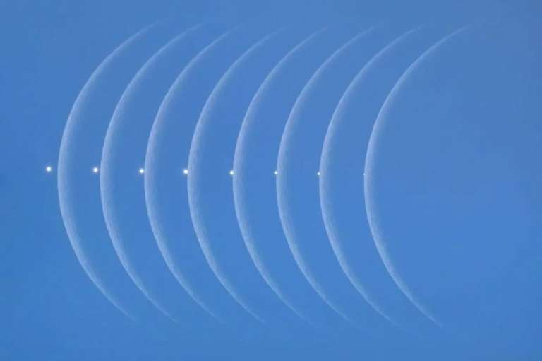 Categoría Luna: Perla venusina en la Luna de Petr Horalek fue la imagen ganadora.
