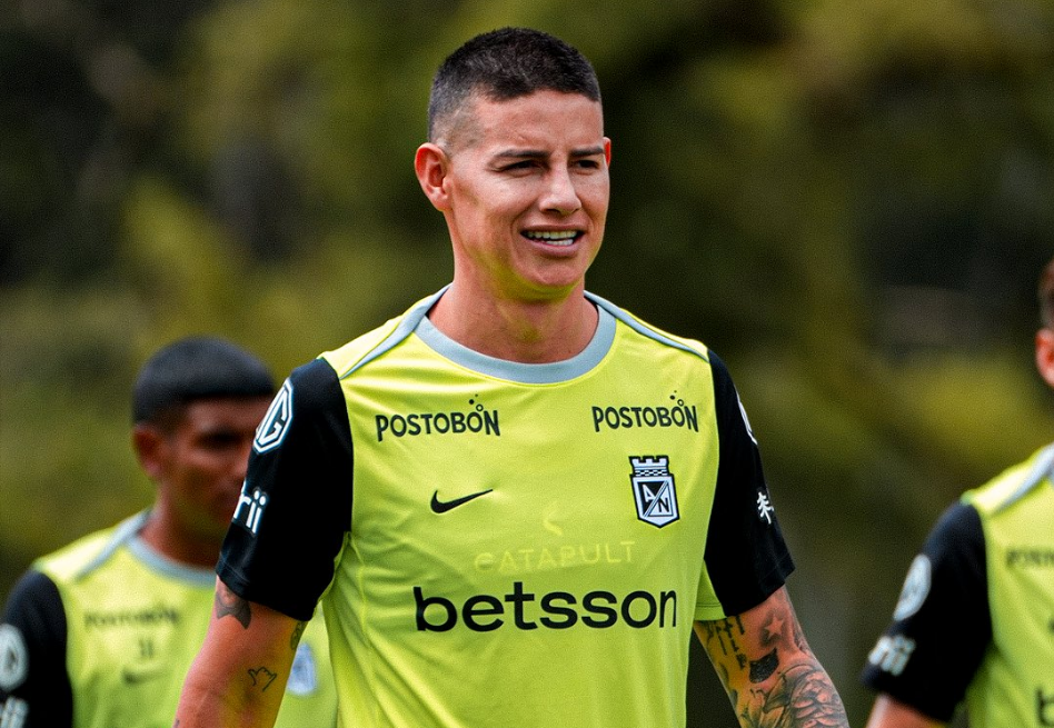 James Rodríguez fue presentado oficialmente como nuevo refuerzo del cuadro verdolaga, habló de las razones que lo llevaron a elegir al club y ya tuvo su primer entrenamiento bajo las órdenes de Lucas González.