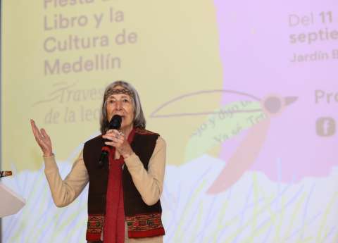 Albalucía Ángel ganó el VI Premio León de Greiff al mérito literario en Medellín